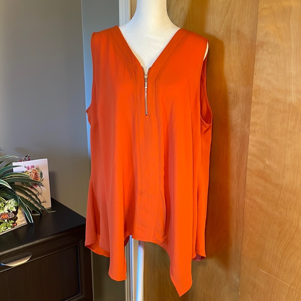 NY Collection Top